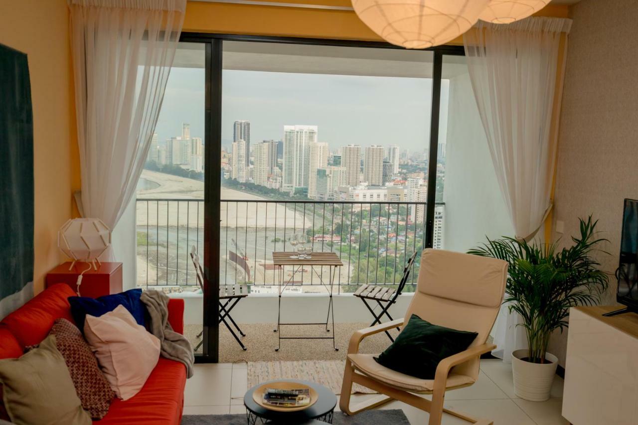 The Landmark Condo, By Sanguine George Town  Kültér fotó